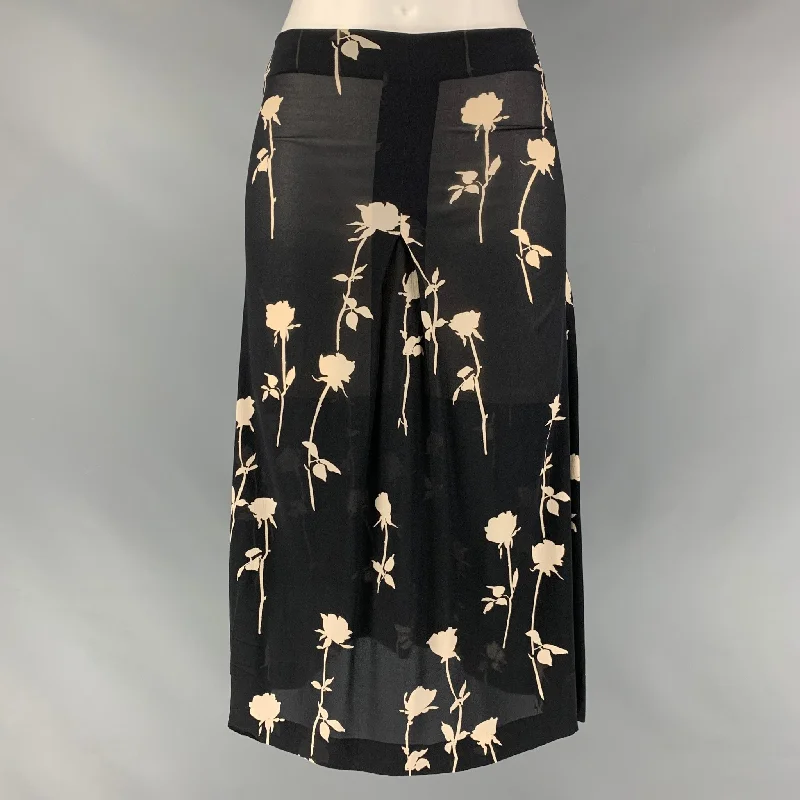 DOLCE & GABBANA Size 2 Black Cream Silk & Lycra Floral A-Line Skirt Monochrome unclassified skirts DOLCE & GABBANA Size 2 Black Cream Silk & Lycra Floral A-Line Skirt Monochrome unclassified skirts