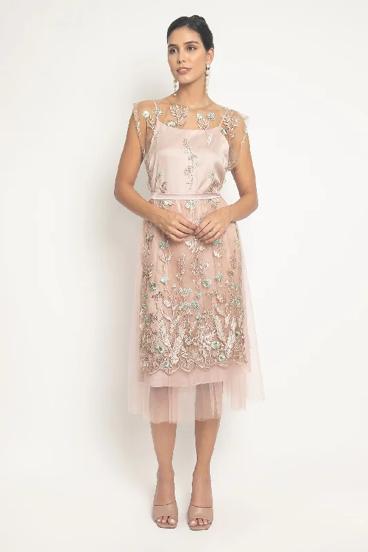 Pink Blossom Midi Dress Street style midi dresses